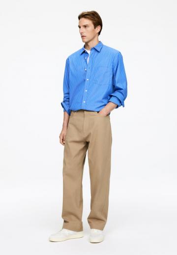 Прямые джинсы