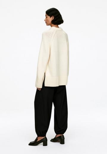 Длинный пуловер