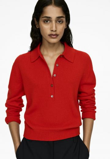 Пуловер с воротником поло
