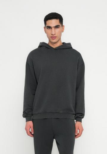 Пуловер с капюшоном