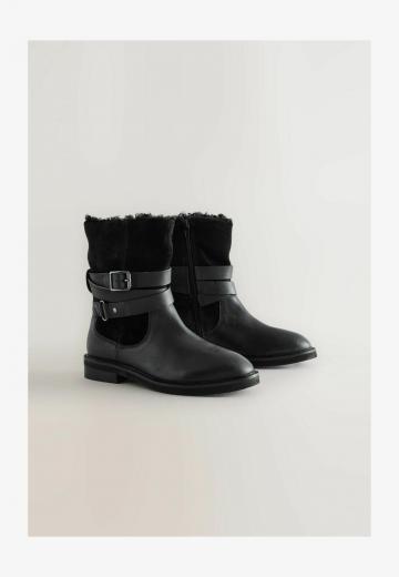 Широкие сапоги