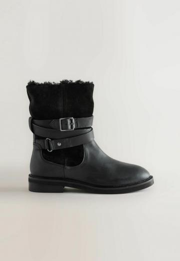 Широкие сапоги