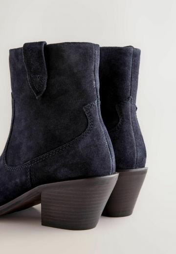 Широкие сапоги