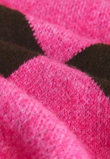 Пуловер в полоску