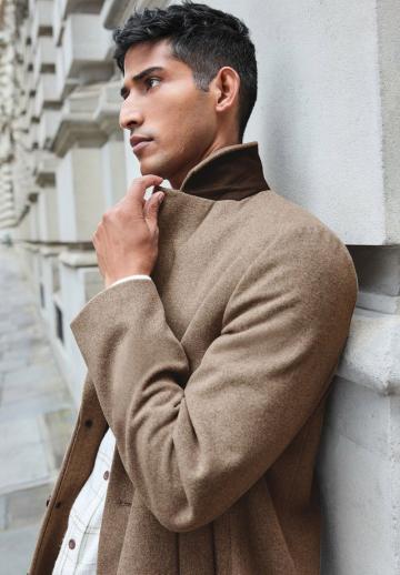 Короткое пальто