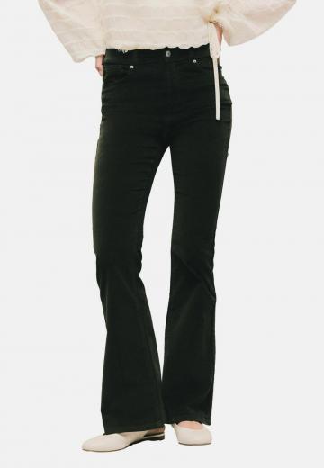Клешеные джинсы