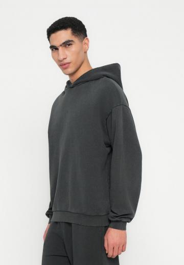 Пуловер с капюшоном