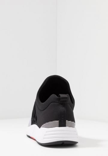 Гандбольные кроссовки