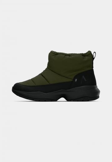 Зимние ботинки