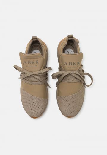 Гандбольные кроссовки