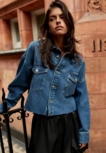Джинсовая жилетка