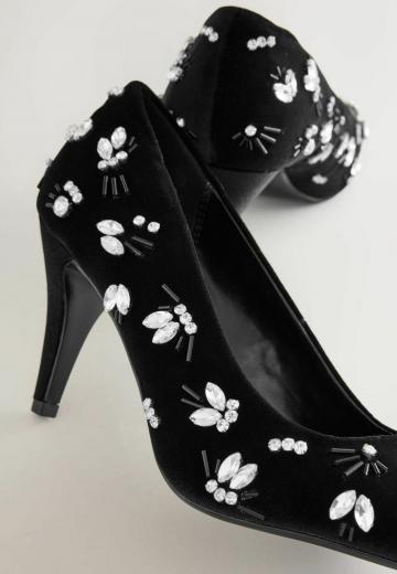 Туфли с открытым носом