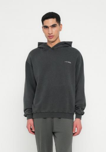 Пуловер с капюшоном