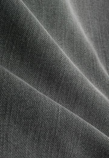 Клешеные джинсы