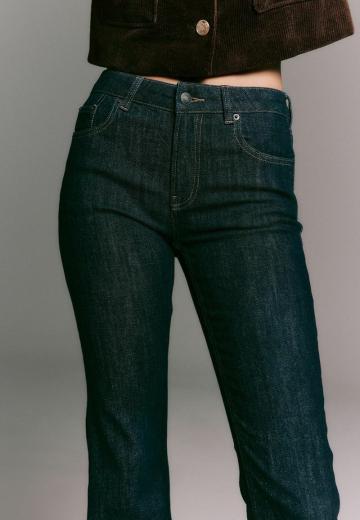 Клешеные брюки