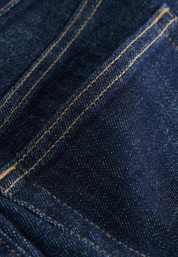 Клешеные брюки