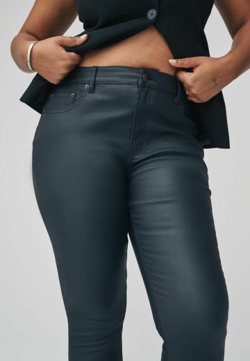 Узкие джинсы