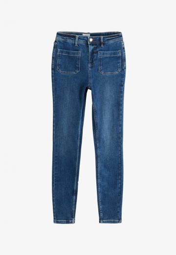 Узкие джинсы