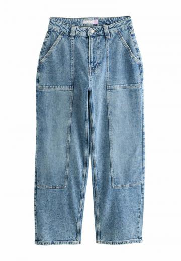 Прямые джинсы