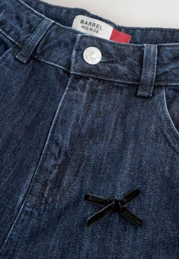 Прямые джинсы