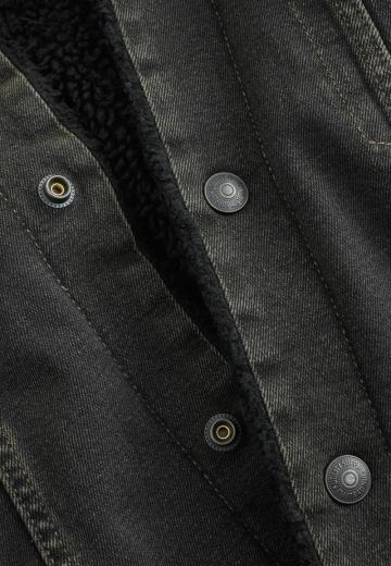 Джинсовая куртка