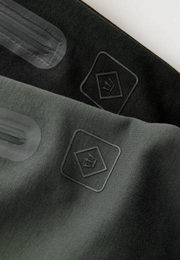 Спортивные штаны