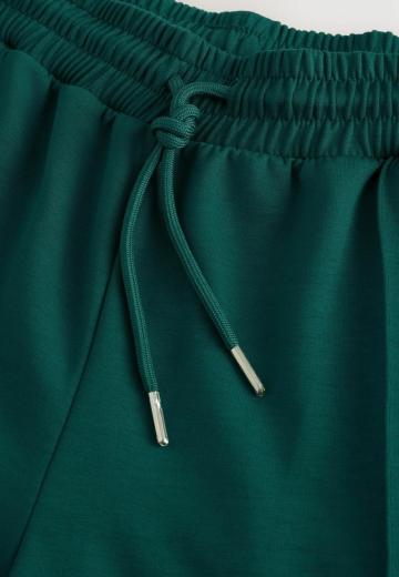 Спортивные штаны