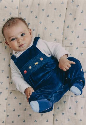 Набор одежды