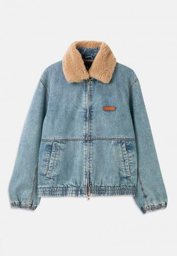 Джинсовая куртка