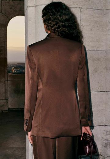 Длинный блейзер