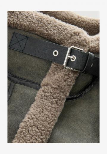 Зимняя куртка