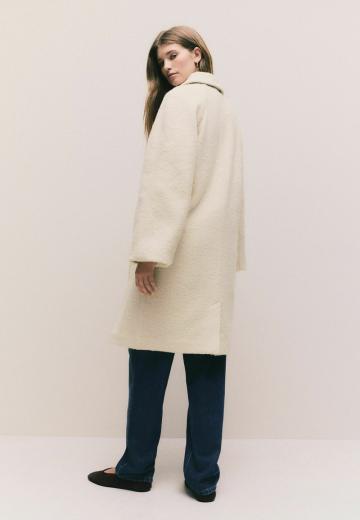 Короткое пальто