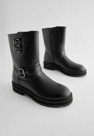 Полусапожки на платформе