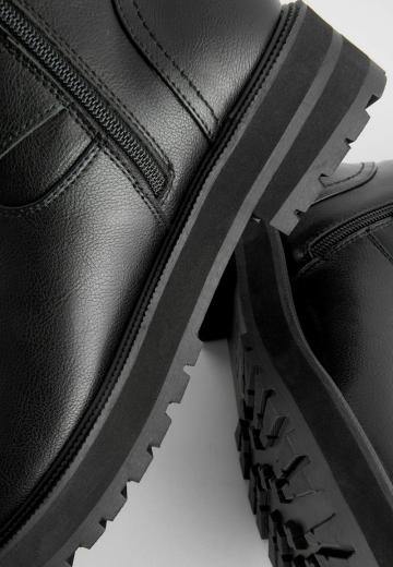 Полусапожки на платформе