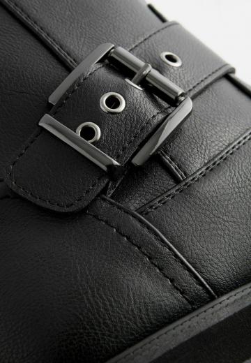 Полусапожки на платформе