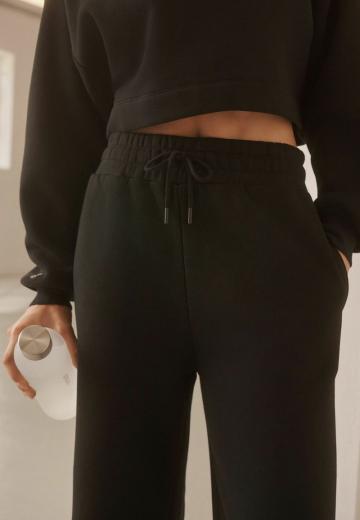 Спортивные штаны