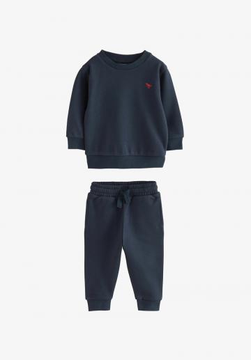 Набор одежды