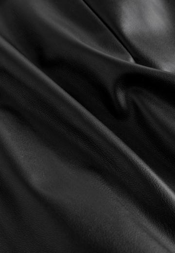 Платье без бретелек