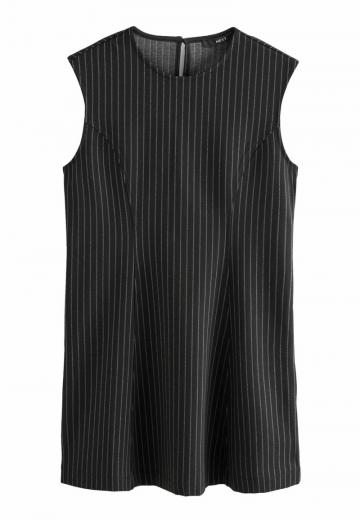 Платье футляр