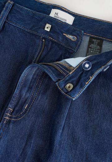 Клешеные джинсы