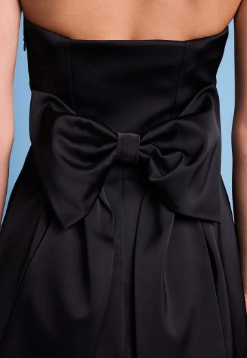 Короткое платье