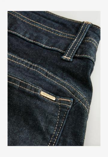 Свободные джинсы