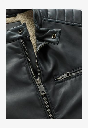Кожаная куртка