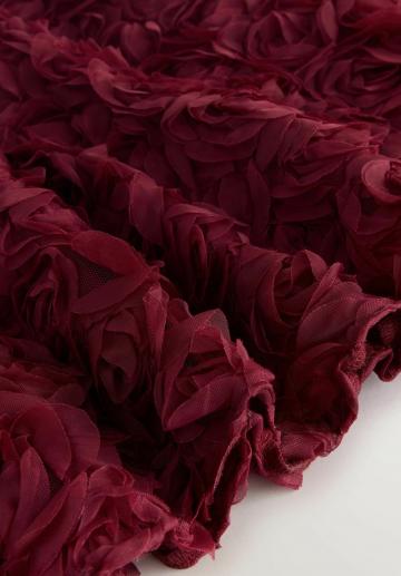 Платье без бретелек