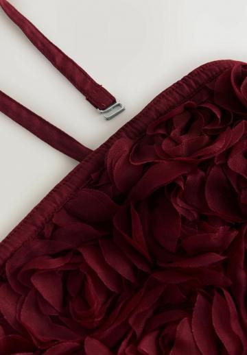 Платье без бретелек