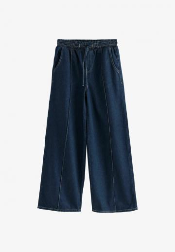 Клешеные джинсы