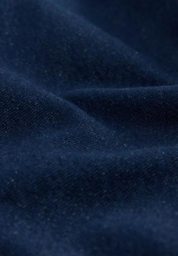 Клешеные джинсы