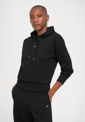 Пуловер с капюшоном