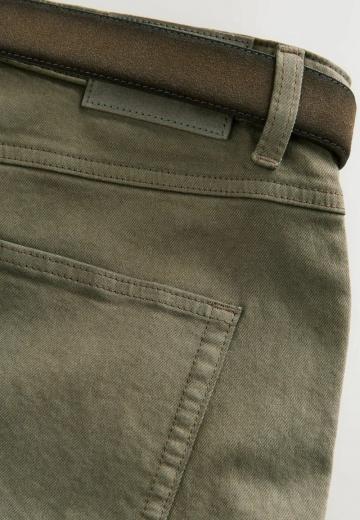 Прямые джинсы