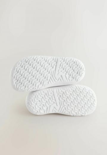 Детская обувь